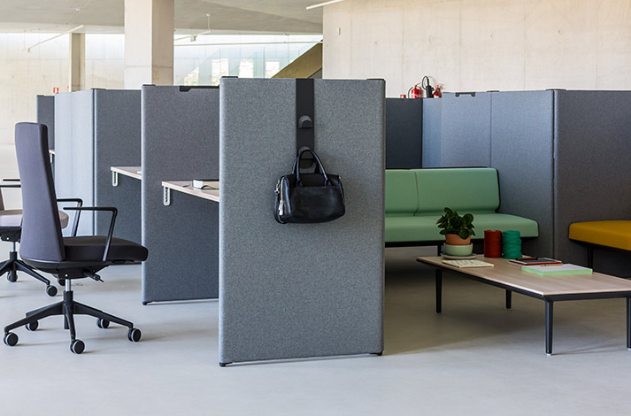Facultad grado Todopoderoso Mobiliario de oficina para call center - Mesas muebles y sillas